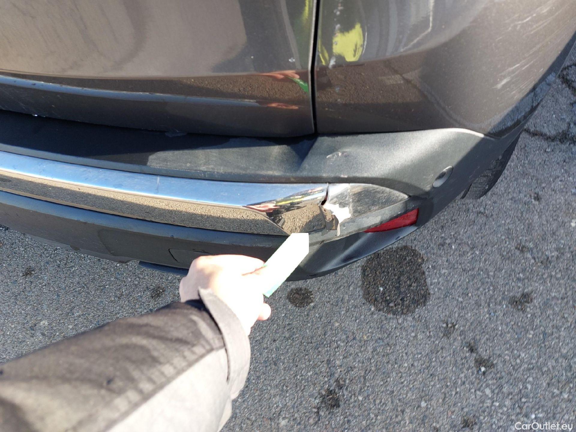  Peugeot  3008 PEUGEOT  / 2020 / 5P / todoterreno 1.5 BlueHDi 96kW S&S Allure Pack EAT8 #15