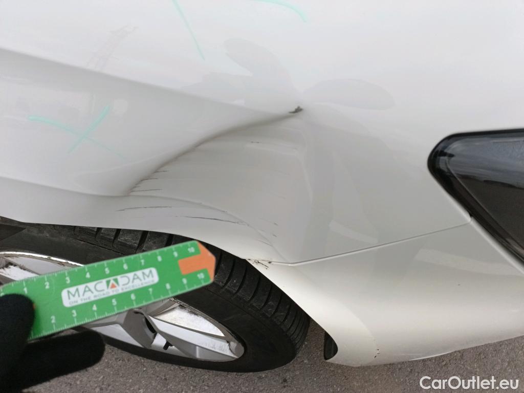  Land Rover  Discovery SEAT Nuevo León / 2020 / 5P / berlina con portón 2.0 TDI 85kW S&S Style Go(SP) #4