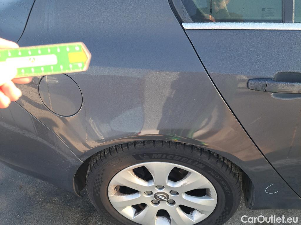  Opel  Insignia OPEL  5p 1G berlina con portón 2.0 CDTI ecoFLEX Start&Stop 140 Bus #18