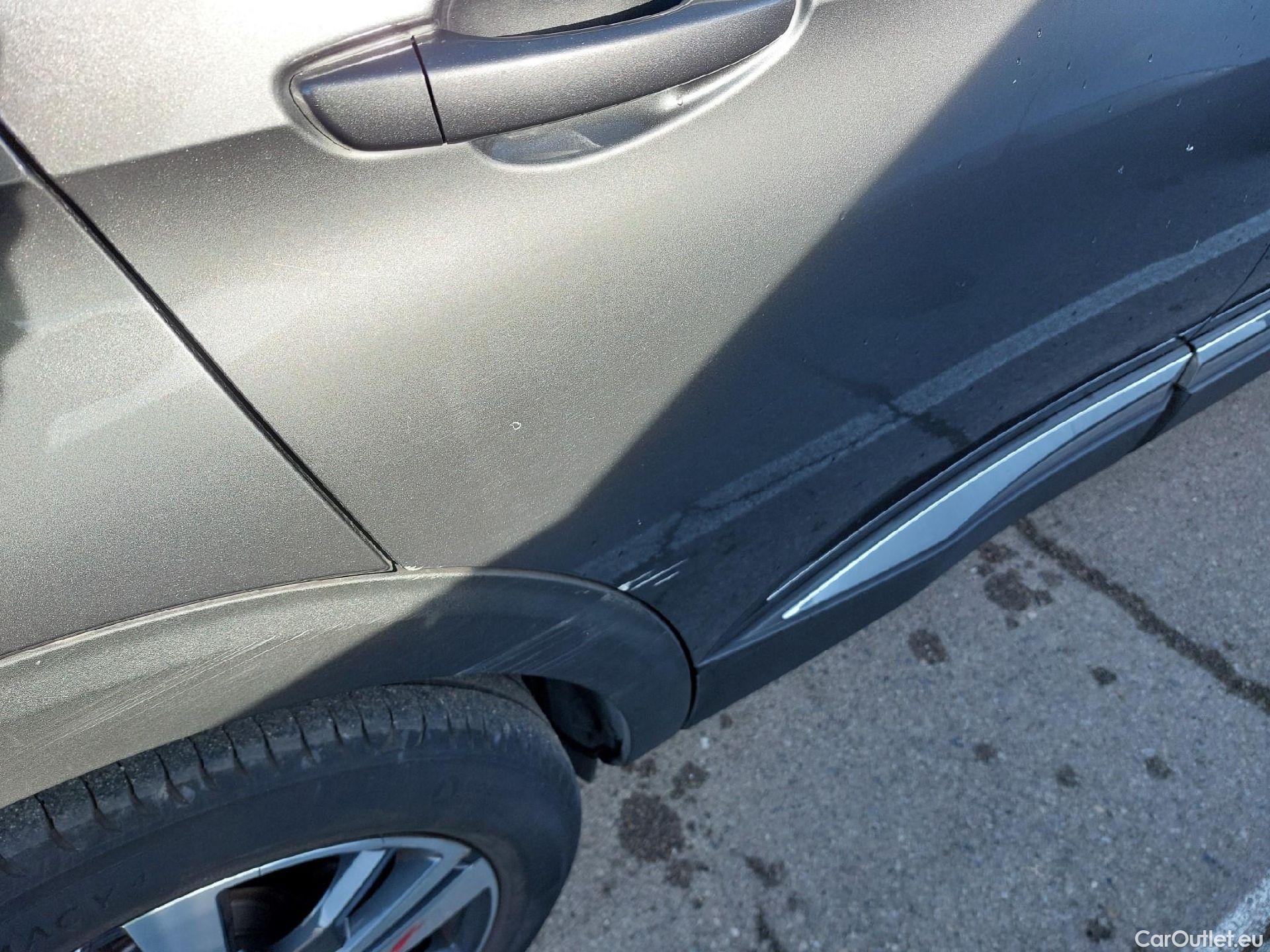  Peugeot  3008 PEUGEOT  / 2020 / 5P / todoterreno 1.5 BlueHDi 96kW S&S Allure Pack EAT8 #23