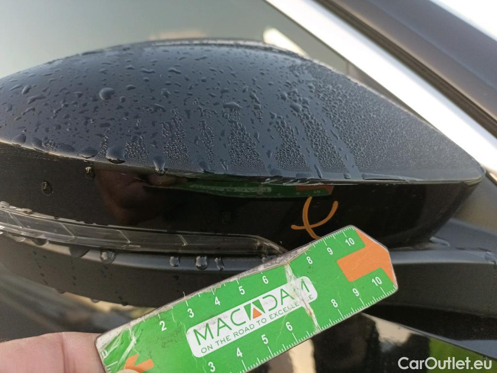  Volkswagen  T-ROC VOLKSWAGEN  / 2017 / 5P / todoterreno Edition 1.0 TSI 85kW (115CV) #23