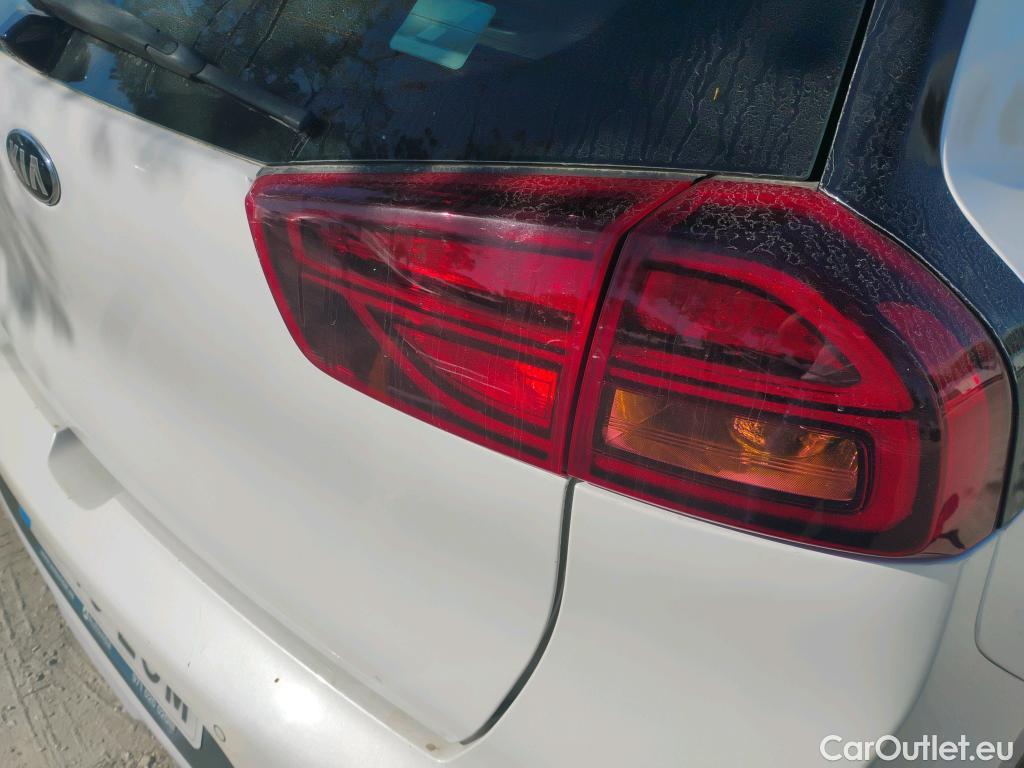  KIA  Niro  Drive 1.6 AT6 E6dT #1