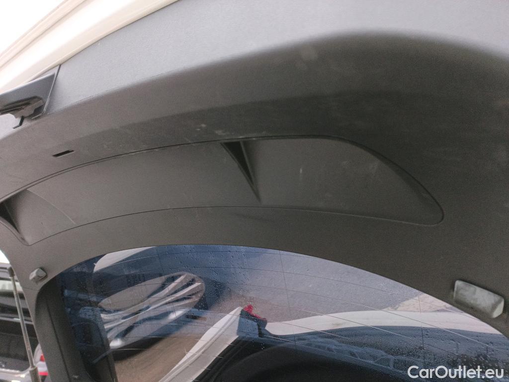  Land Rover  Discovery SEAT Nuevo León / 2020 / 5P / berlina con portón 2.0 TDI 85kW S&S Style Go(SP) #29