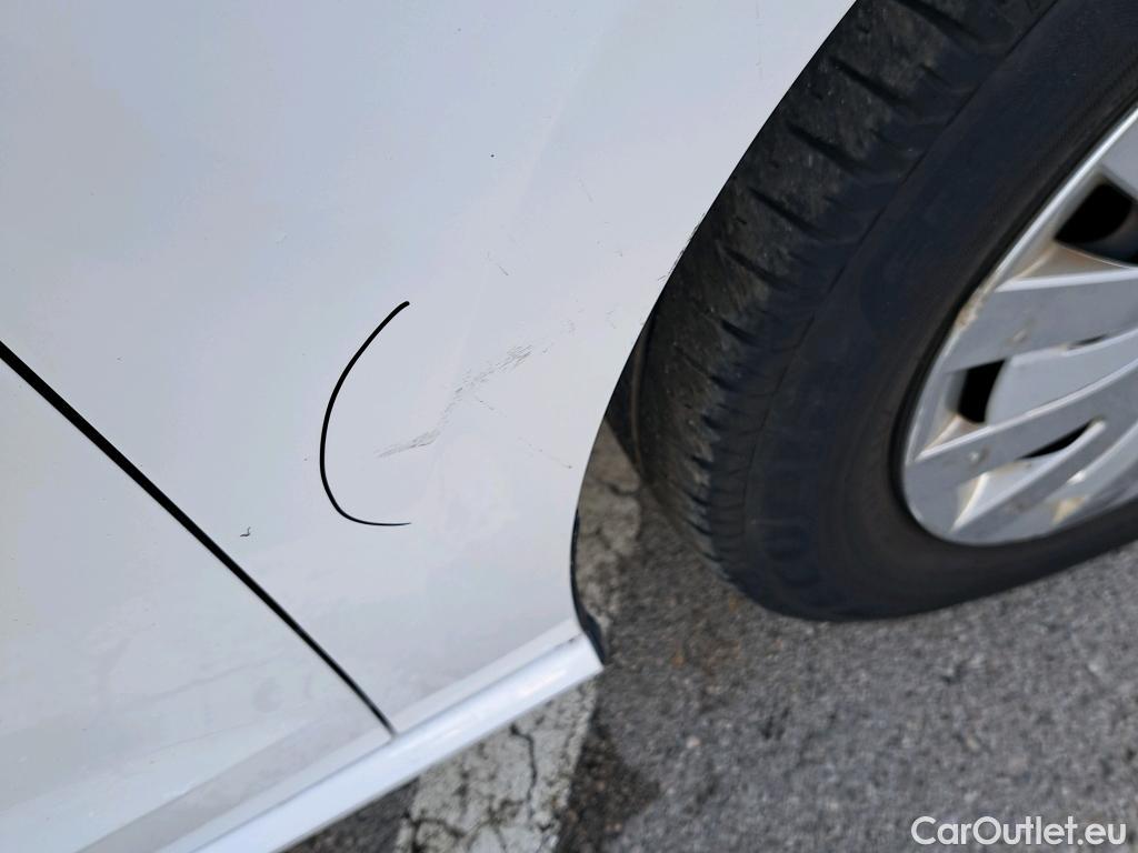  Seat  Ibiza SEAT  / 2017 / 5P / berlina con portón 1.0 MPI 59kW (80CV) Reference Plus(SP) #12