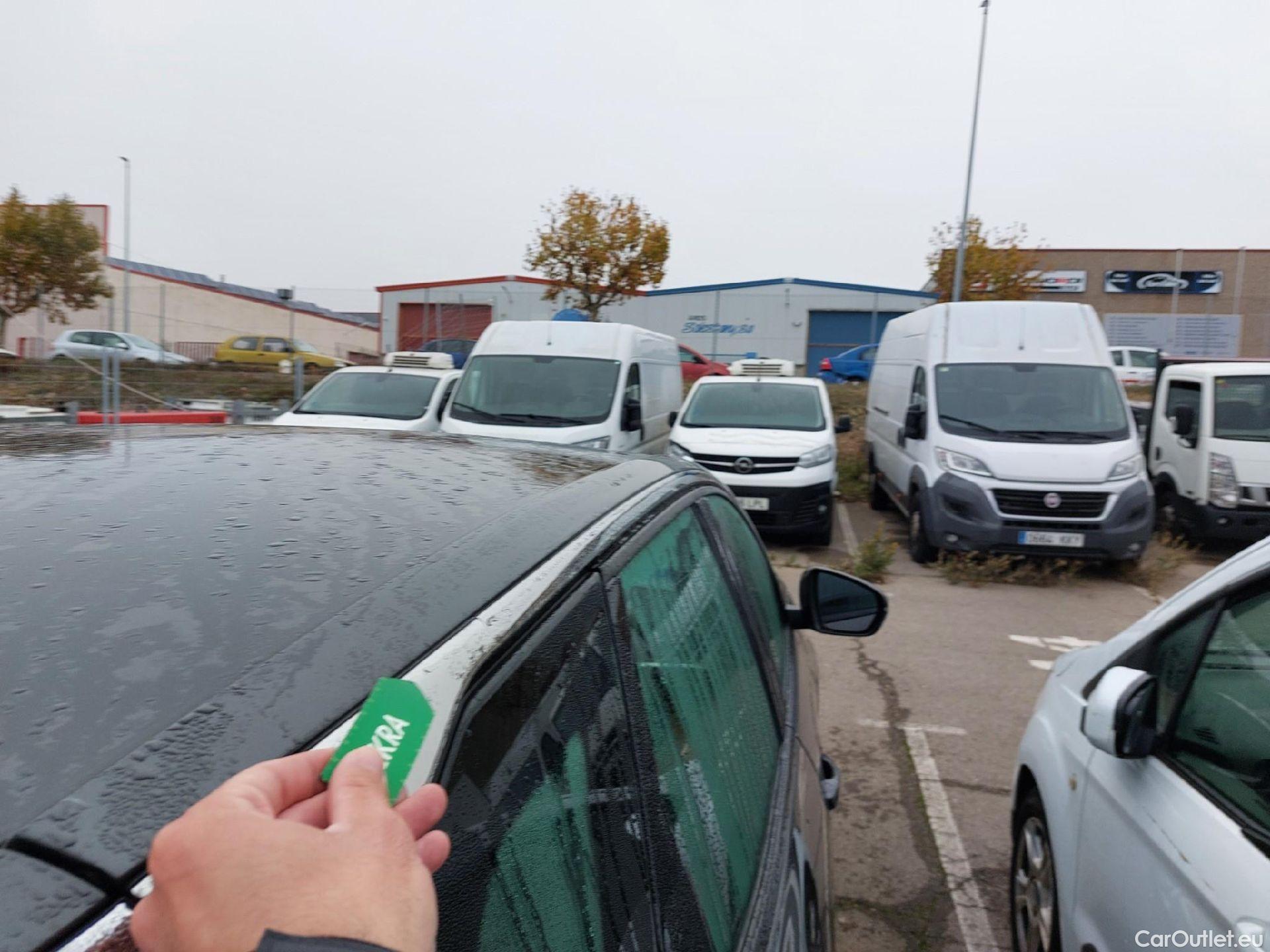  Peugeot  3008 PEUGEOT  / 2020 / 5P / todoterreno 1.5 BlueHDi 96kW (130CV) S&S Active Pack (AC3) #11