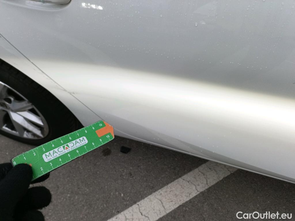  Land Rover  Discovery SEAT Nuevo León / 2020 / 5P / berlina con portón 2.0 TDI 85kW S&S Style Go(SP) #9