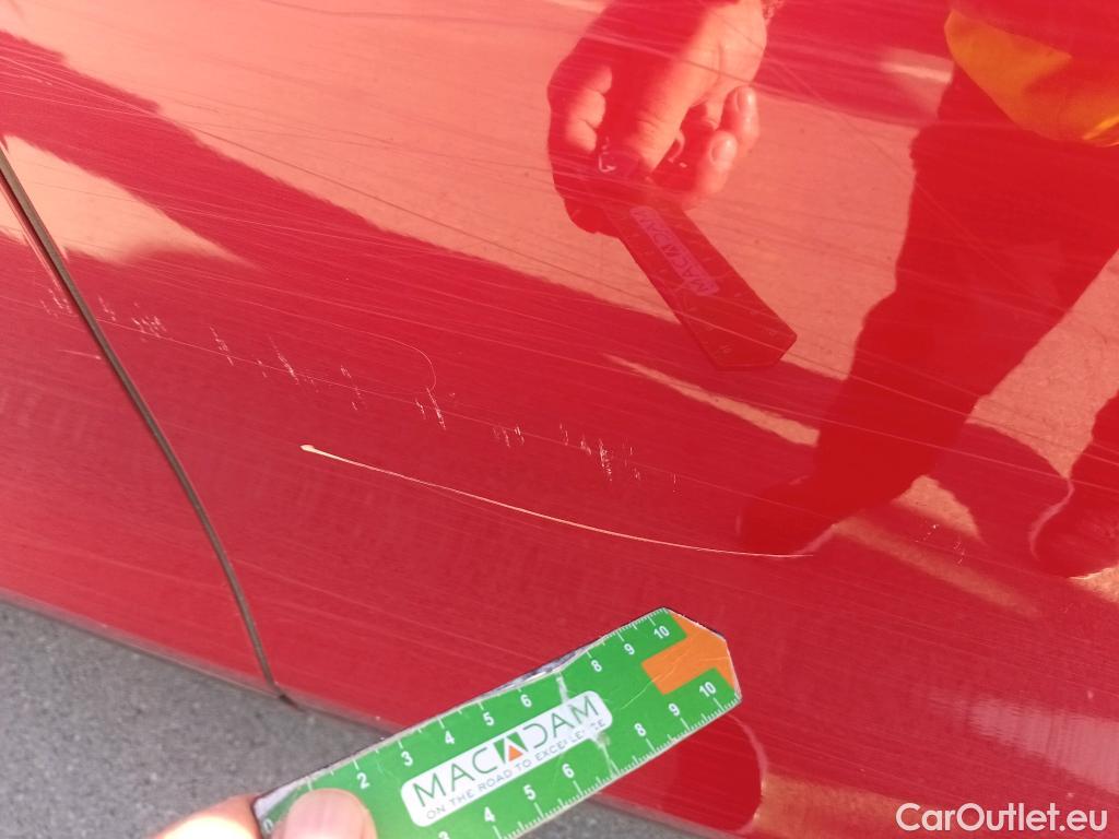  Land Rover  Range Rover LAND ROVER  Velar / 2017 / 5P / todoterreno 2.0 P250 184kW R-Dynamic S 4WD Auto #6