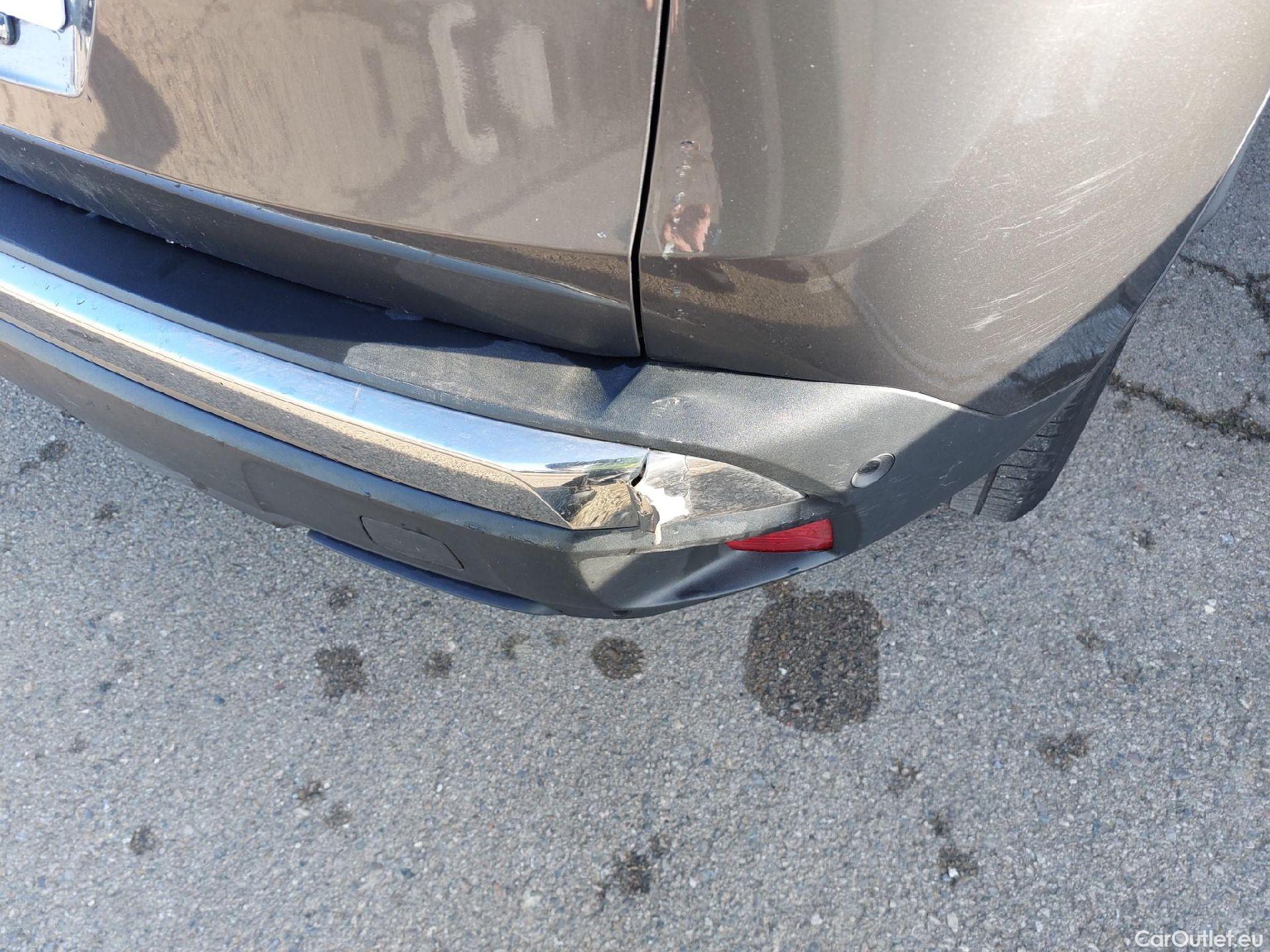  Peugeot  3008 PEUGEOT  / 2020 / 5P / todoterreno 1.5 BlueHDi 96kW S&S Allure Pack EAT8 #16