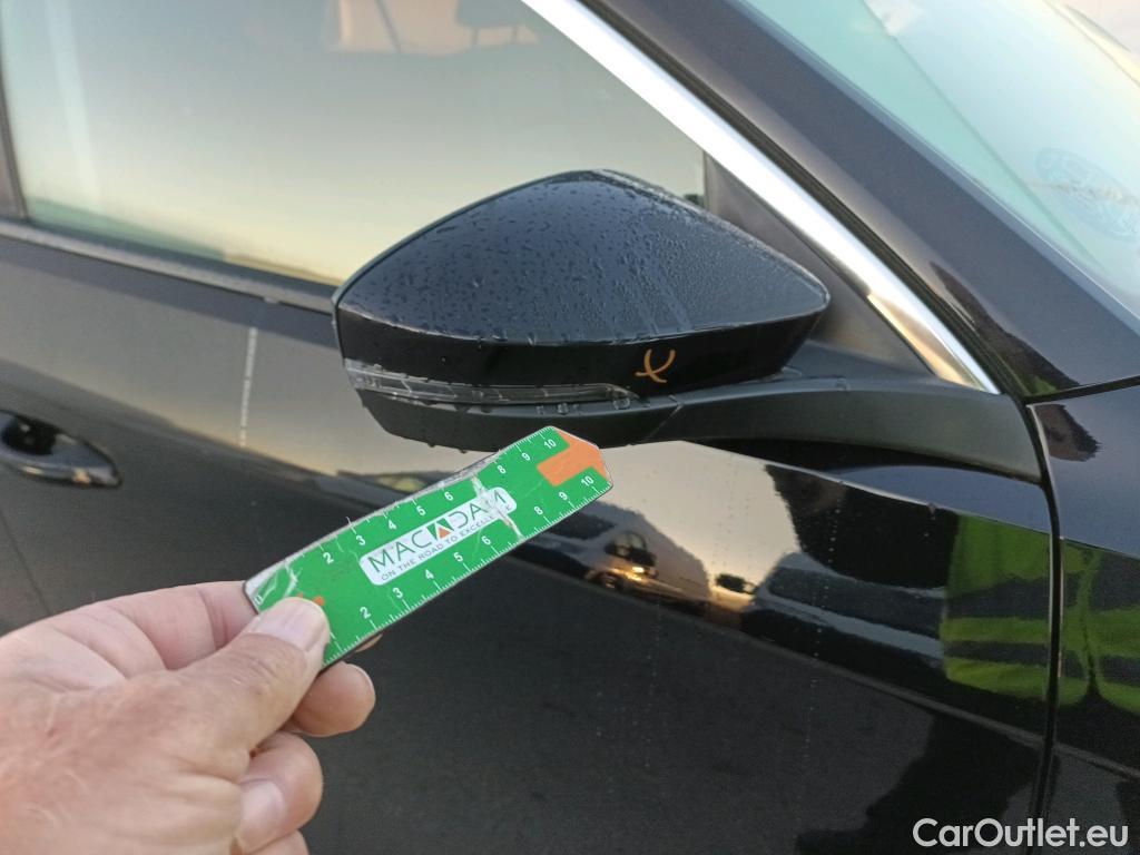  Volkswagen  T-ROC VOLKSWAGEN  / 2017 / 5P / todoterreno Edition 1.0 TSI 85kW (115CV) #22