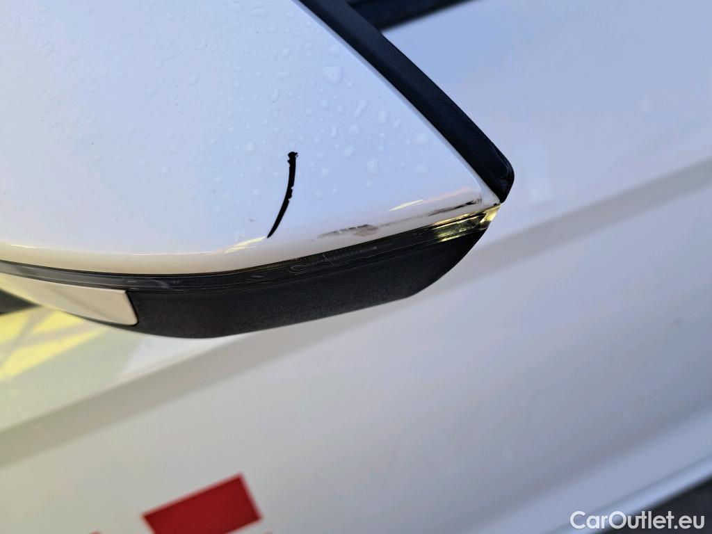  Seat  Ibiza SEAT  / 2017 / 5P / berlina con portón 1.0 MPI 59kW (80CV) Reference Plus(SP) #10