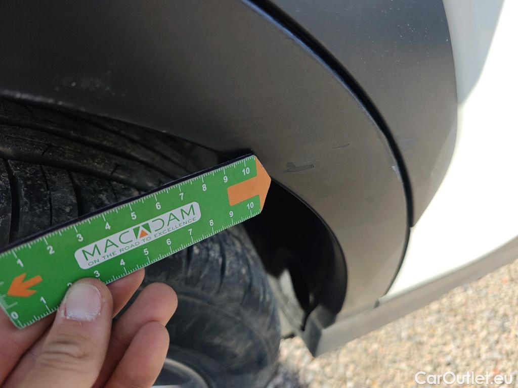  Hyundai  Konna HYUNDAI Kona / 2017 / 5P / todoterreno EV 100kW Klass #44