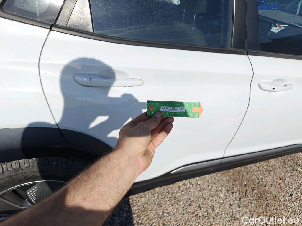  Hyundai  Konna HYUNDAI Kona / 2017 / 5P / todoterreno EV 100kW Klass #50