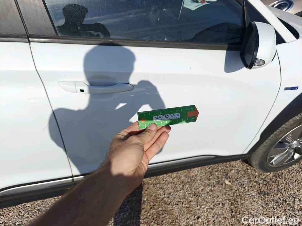  Hyundai  Konna HYUNDAI Kona / 2017 / 5P / todoterreno EV 100kW Klass #48