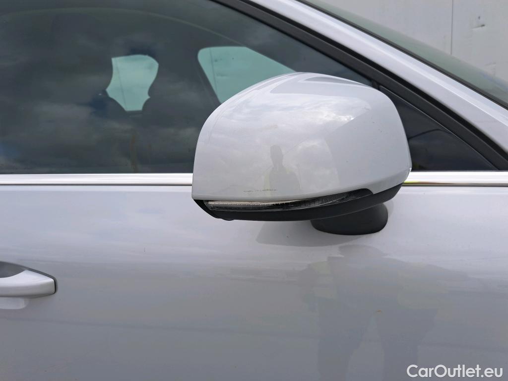  Volvo  XC 40 VOLVO XC40 / 2017 / 5P / todoterreno 1.5 T5 Twin Recharge Inscription Ex Auto #31