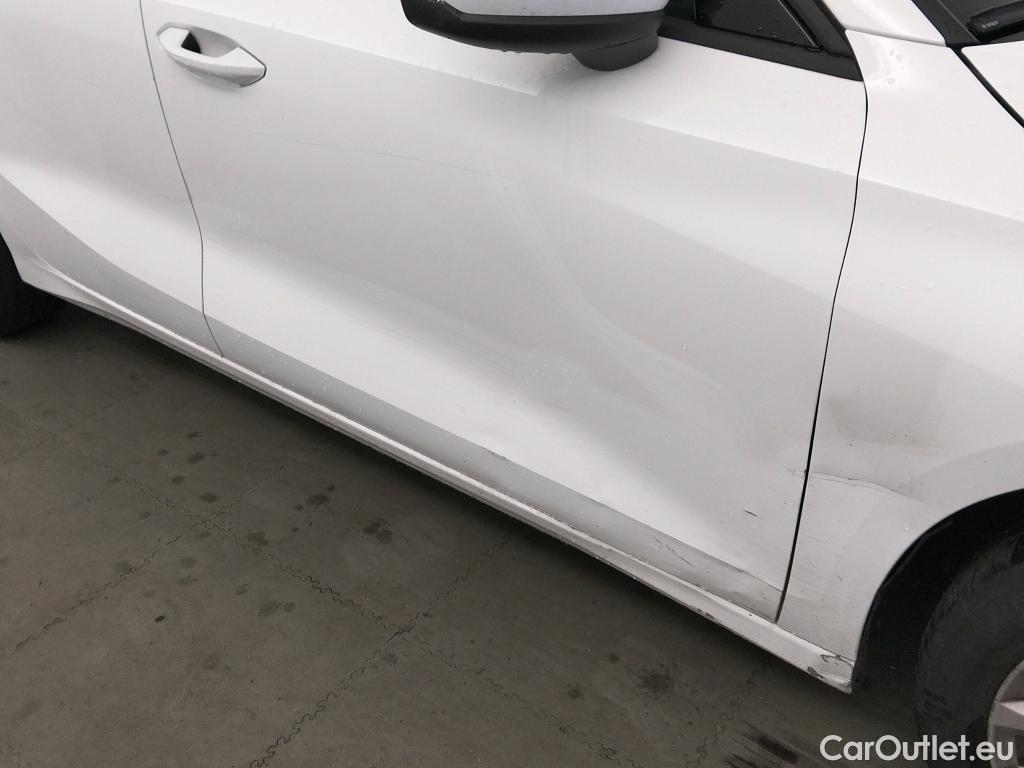  Audi  A3 AUDI  / 2020 / 5P / berlina con portón Sportback 30 TFSI 81kW (110CV) S tronic #5