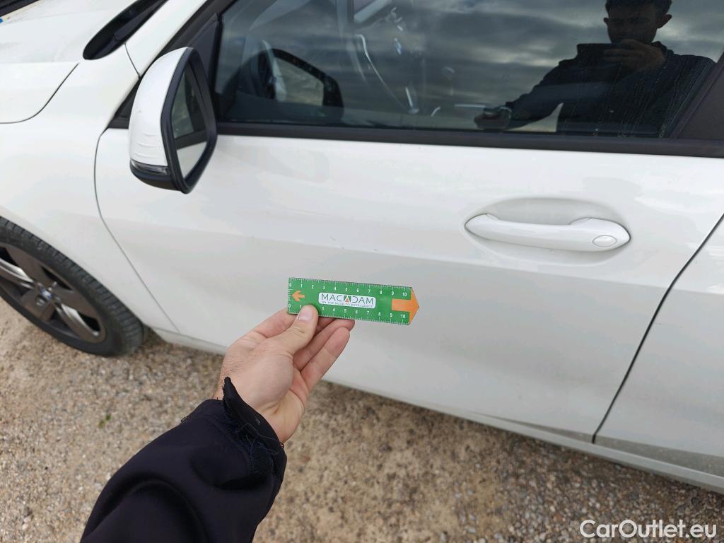  Bmw  Serie 1 BMW  / 2019 / 5P / berlina con portón 116d #26