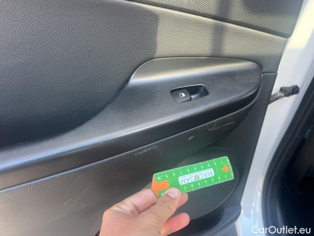  Hyundai  Konna HYUNDAI Kona / 2017 / 5P / todoterreno 1.6 GDI HEV SLE DCT #20