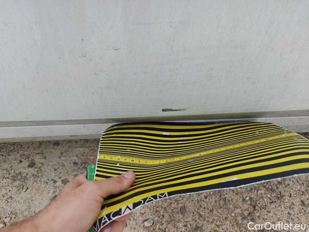  Bmw  Serie 1 BMW  / 2019 / 5P / berlina con portón 116d #4