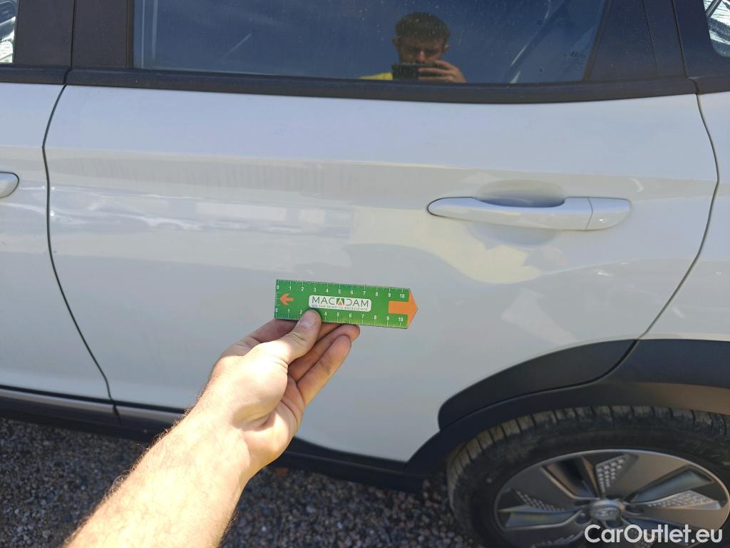  Hyundai  Konna HYUNDAI Kona / 2017 / 5P / todoterreno EV 100kW Klass #31