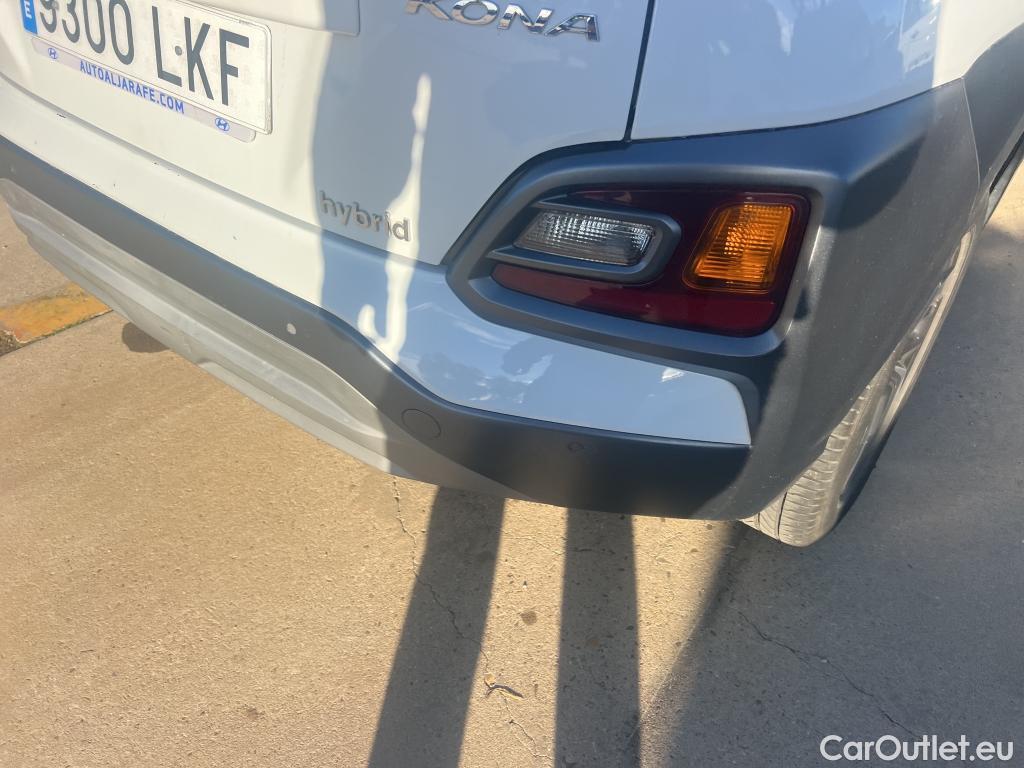  Hyundai  Konna HYUNDAI Kona / 2017 / 5P / todoterreno 1.6 GDI HEV SLE DCT #44