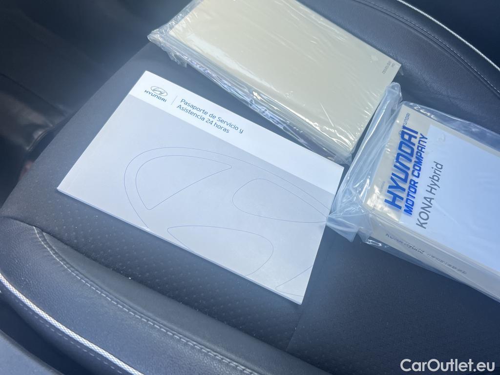  Hyundai  Konna HYUNDAI Kona / 2017 / 5P / todoterreno 1.6 GDI HEV SLE DCT #29