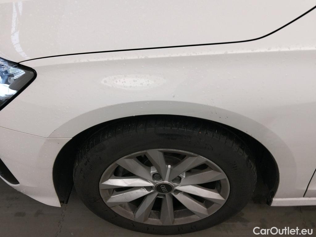  Audi  A3 AUDI  / 2020 / 5P / berlina con portón Sportback 30 TFSI 81kW (110CV) S tronic #32