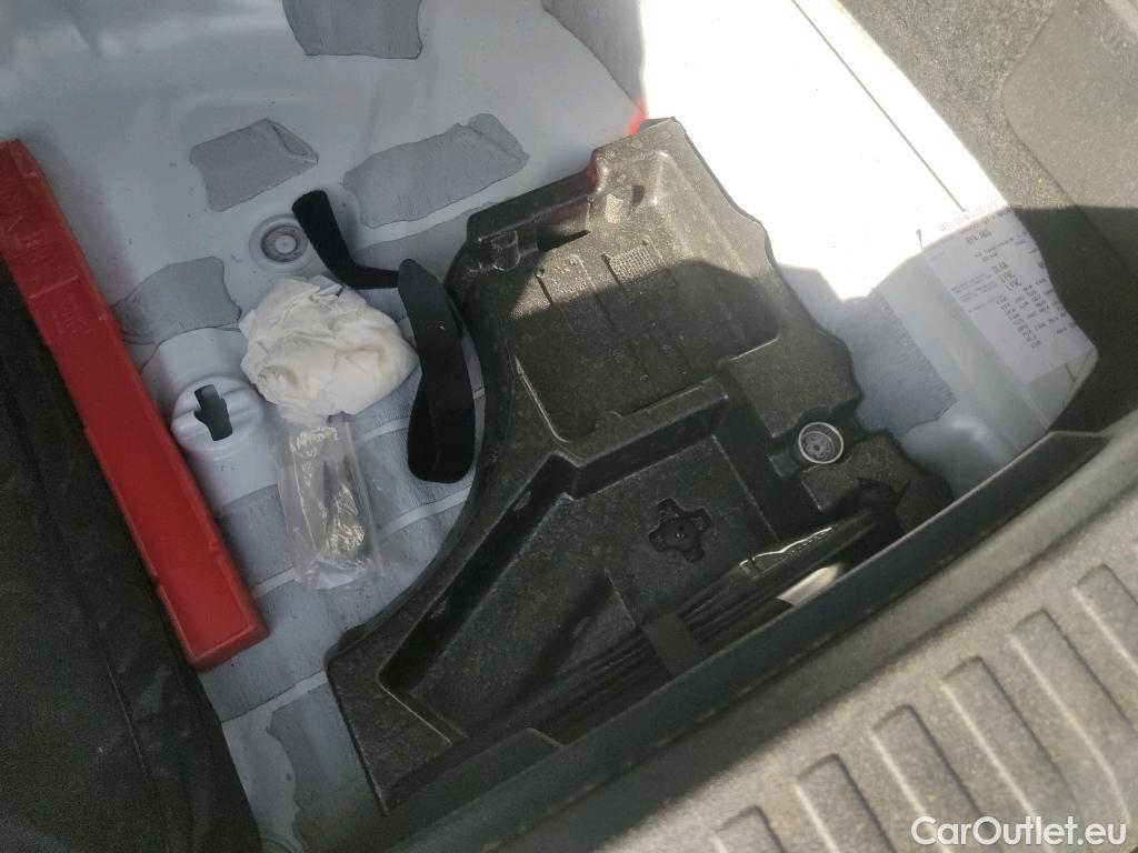  Audi  A3 AUDI  / 2020 / 5P / berlina con portón Sportback 30 TFSI 81kW (110CV) S tronic #9