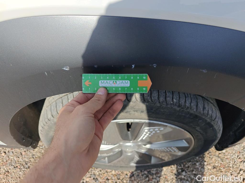  Hyundai  Konna HYUNDAI Kona / 2017 / 5P / todoterreno EV 100kW Klass #47