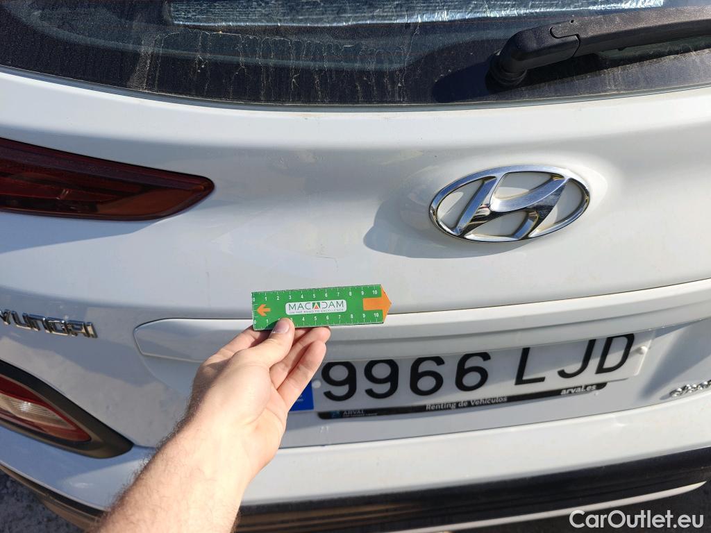  Hyundai  Konna HYUNDAI Kona / 2017 / 5P / todoterreno EV 100kW Klass #11
