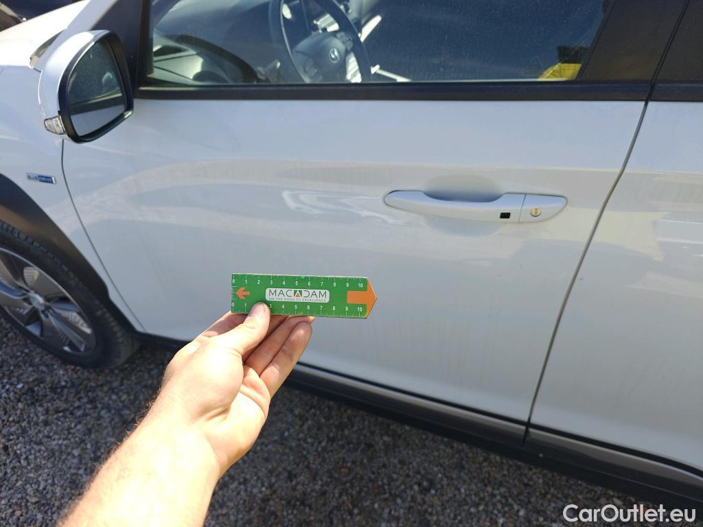  Hyundai  Konna HYUNDAI Kona / 2017 / 5P / todoterreno EV 100kW Klass #15
