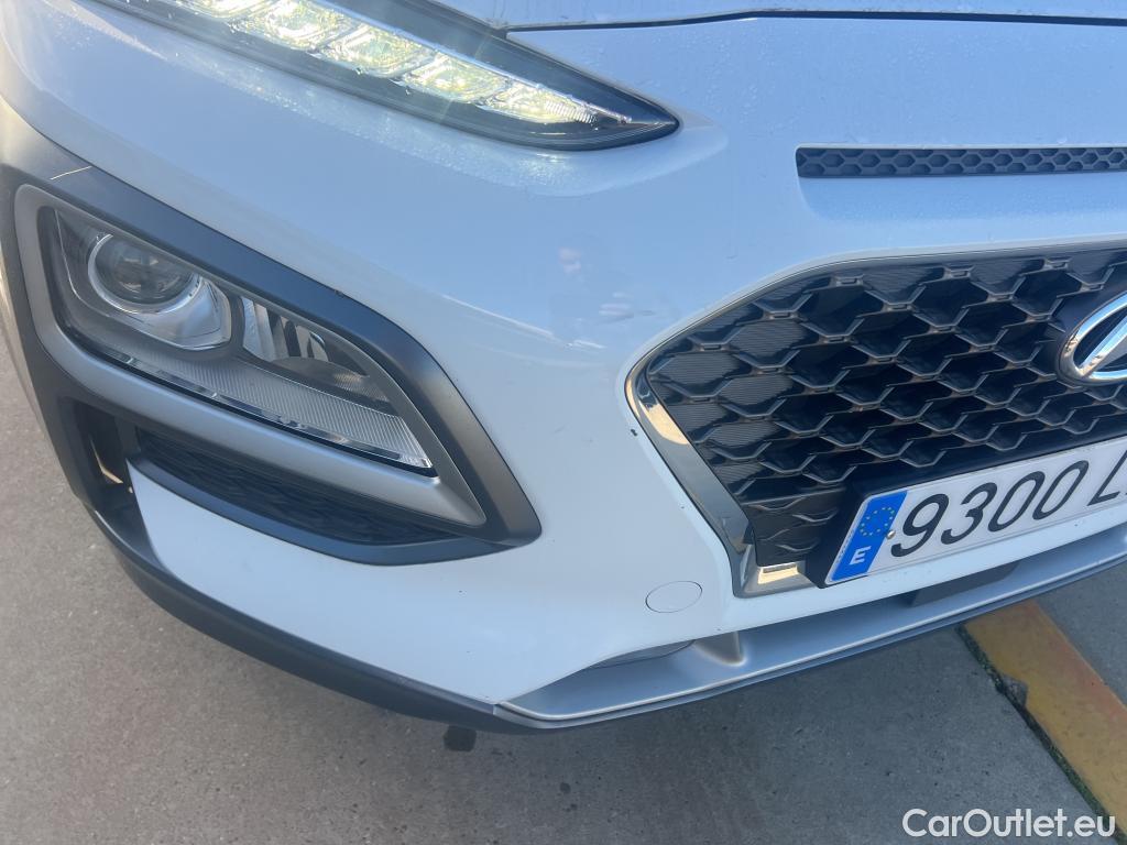  Hyundai  Konna HYUNDAI Kona / 2017 / 5P / todoterreno 1.6 GDI HEV SLE DCT #43