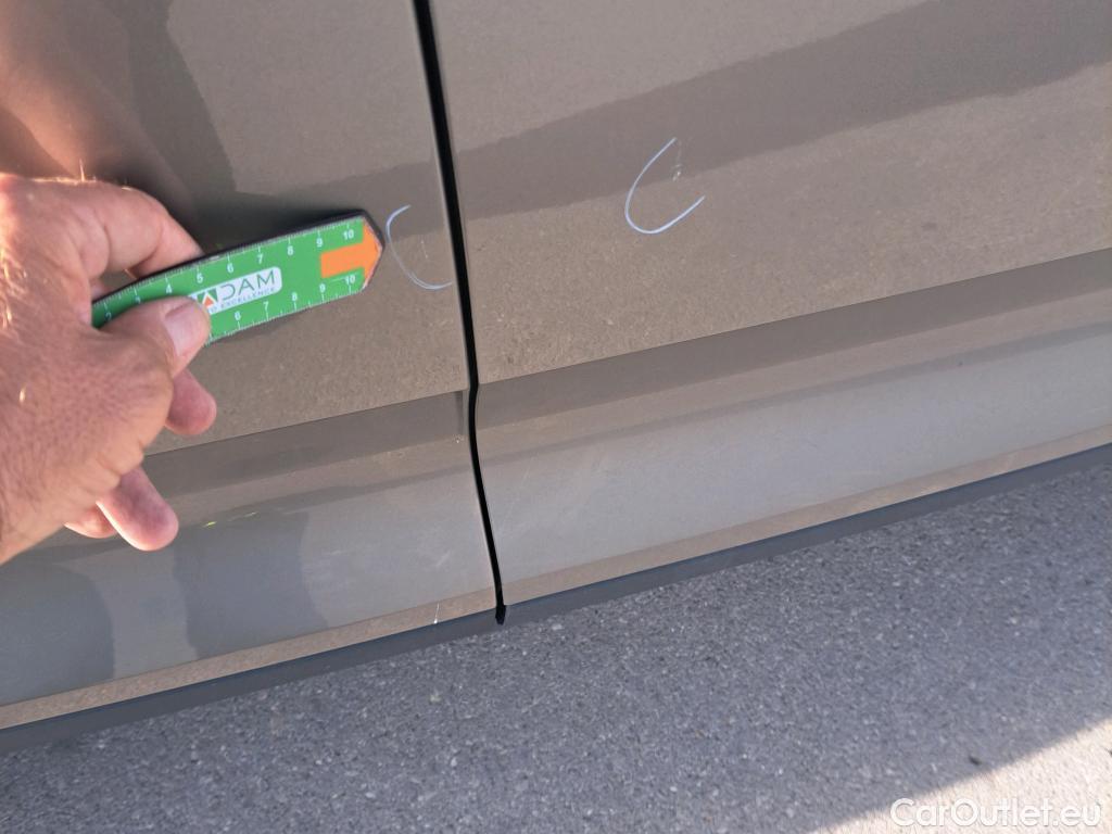  Volvo  XC 40 VOLVO XC40 / 2017 / 5P / todoterreno 1.5 T4 Twin Recharge Inscription Ex Auto #23