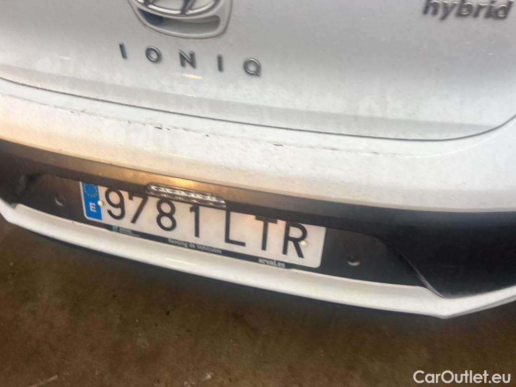  Hyundai   Ioniq HYUNDAI / 2019 / 5P / berlina con portón 1.6 GDI HEV Tecno DCT #27