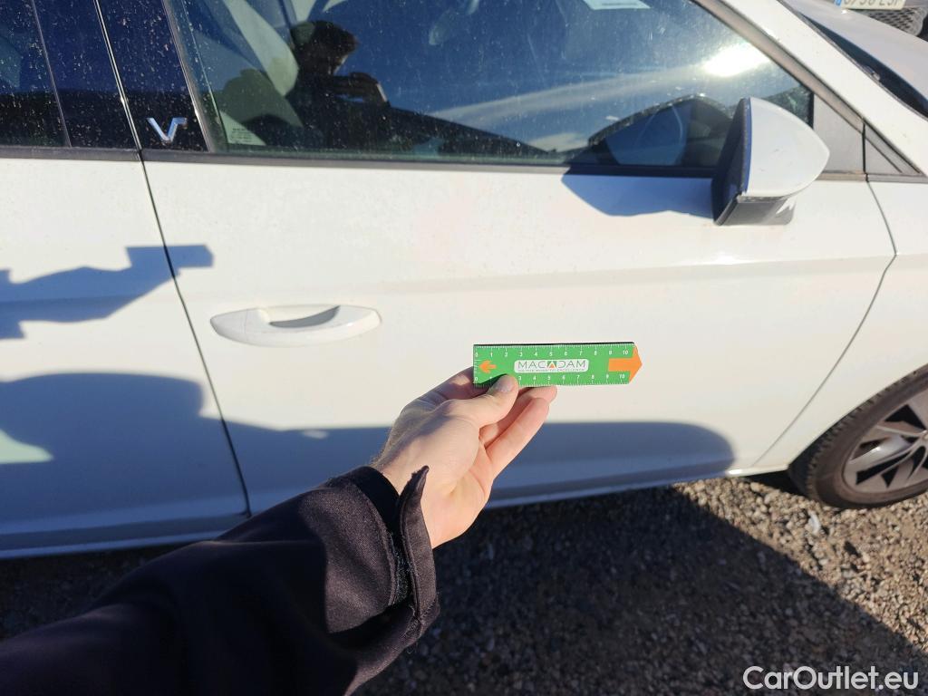  Seat  Leon SEAT León / 2016 / 5P / berlina con portón 1.5 TSI 95kW (130CV) St&Sp Style Visio Edition #12