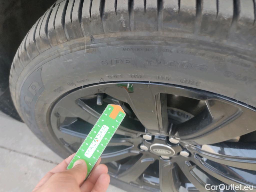  Land Rover  Range Rover LAND ROVER  Velar / 2017 / 5P / todoterreno 2.0D I4 150kW R-Dynamic S 4WD Auto #18