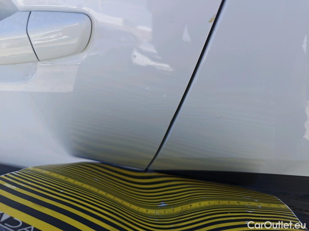  Opel   Grandland X OPEL Grandland / 2021 / 5P / todoterreno 1.5 CDTi Business Edition Auto #11