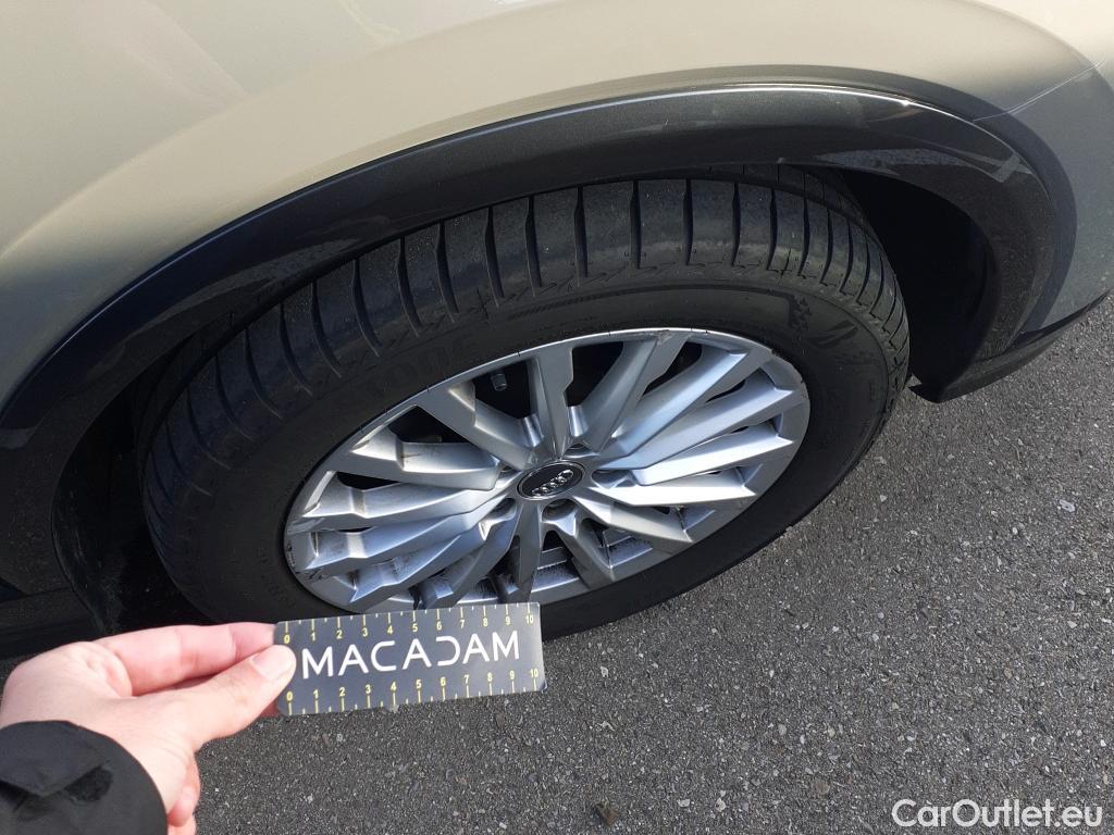  Audi  Q2 AUDI  / 2016 / 5P / todoterreno Design 30 TFSI 85kW (116CV) #3