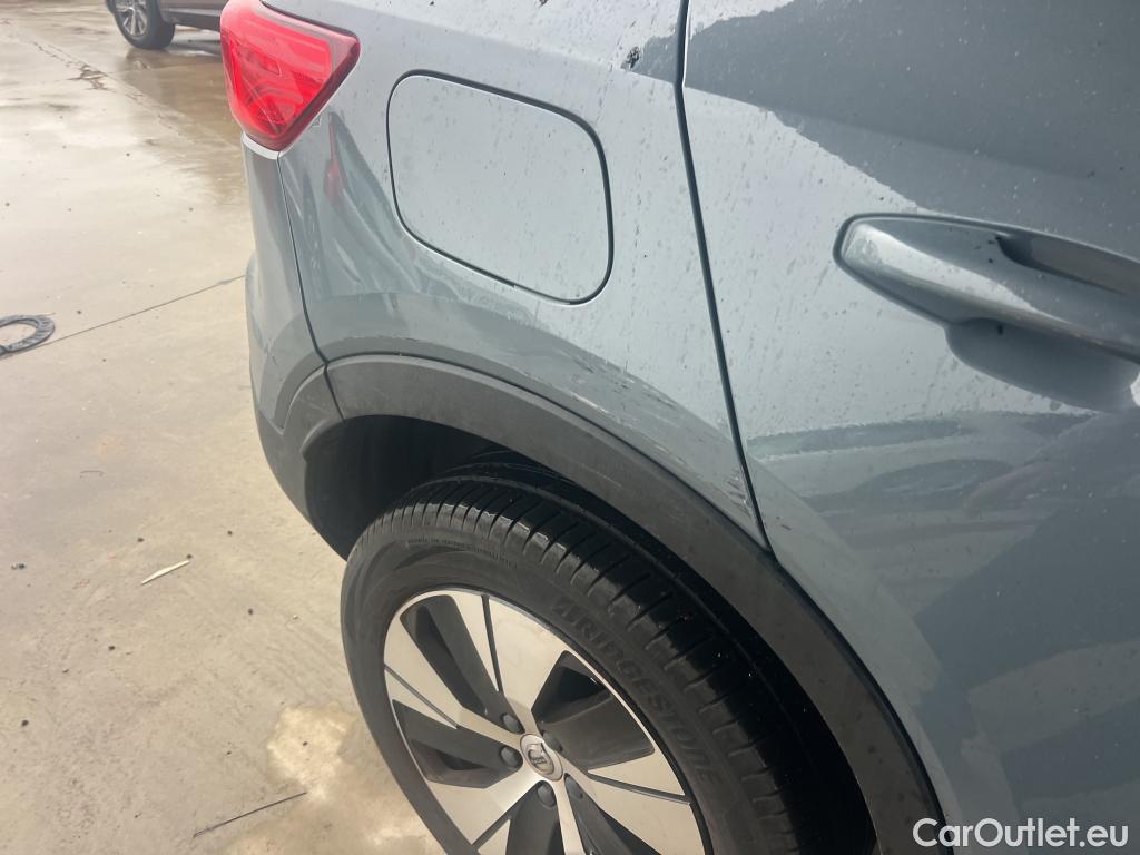  Volvo  XC 40 VOLVO XC40 / 2017 / 5P / todoterreno 1.5 T4 Twin Recharge Inscription Ex Auto #12