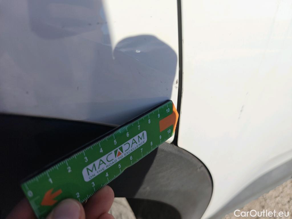  Opel   Grandland X OPEL Grandland / 2021 / 5P / todoterreno 1.5 CDTi Business Edition Auto #2