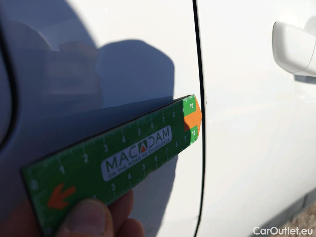  Opel   Grandland X OPEL Grandland / 2021 / 5P / todoterreno 1.5 CDTi Business Edition Auto #4