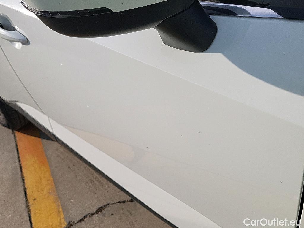  Nissan  Qashqai NISSAN  / 2021 / 5P / todoterreno DIG-T 103kW (140CV) mHEV 4x2 Acenta - FME LISTA DANA #39