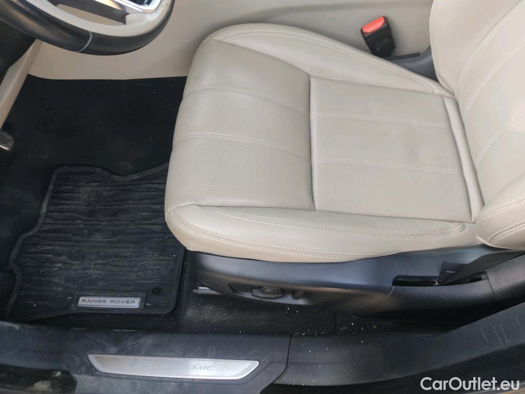  Land Rover  Range Rover LAND ROVER  Velar / 2017 / 5P / todoterreno 2.0D I4 150kW R-Dynamic S 4WD Auto #9