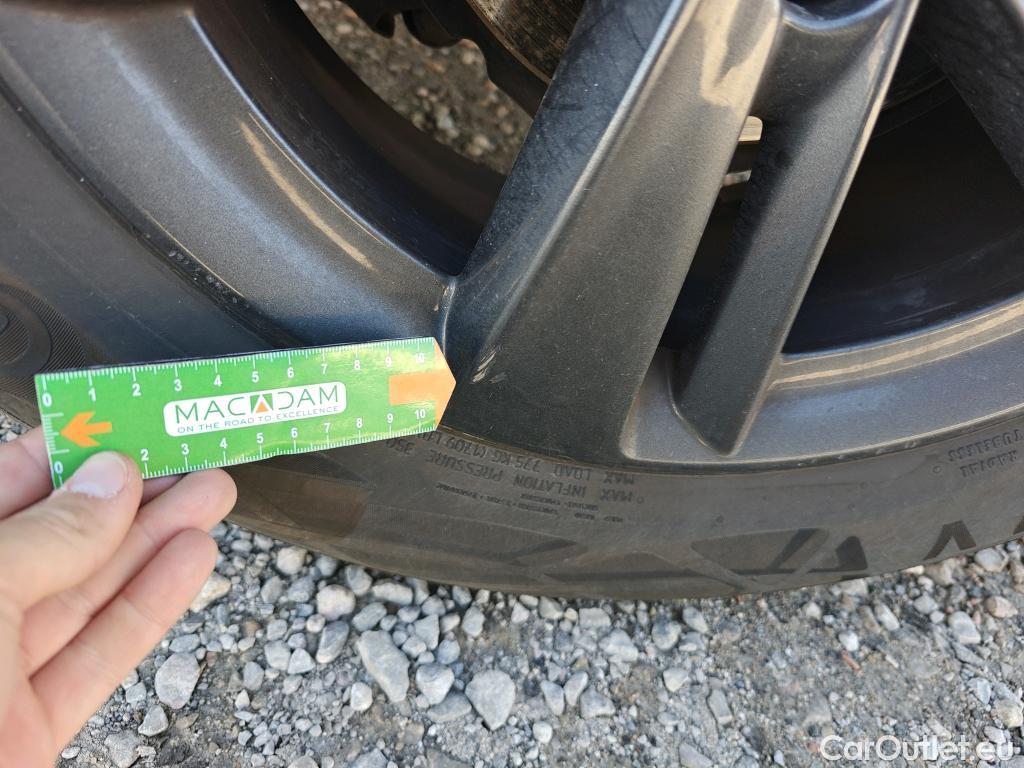  Opel   Grandland X OPEL Grandland / 2021 / 5P / todoterreno 1.5 CDTi Business Edition Auto #26