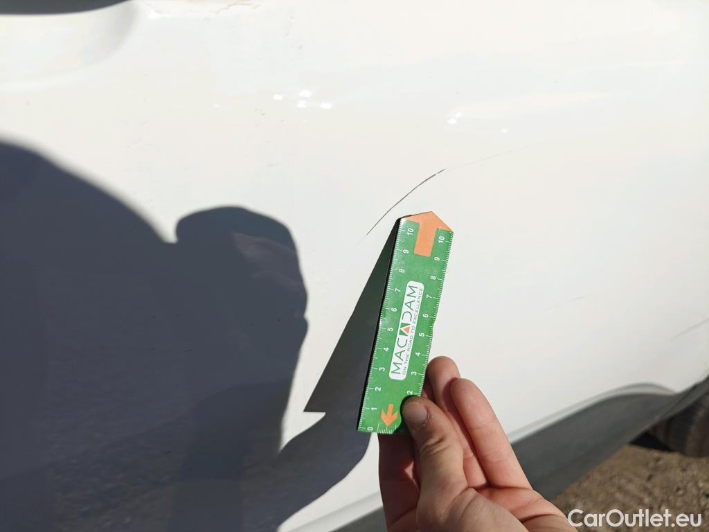  Opel   Grandland X OPEL Grandland / 2021 / 5P / todoterreno 1.5 CDTi Business Edition Auto #17