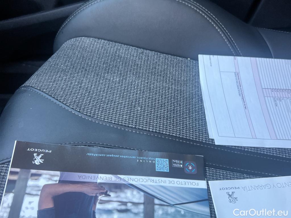  Peugeot  3008 PEUGEOT  / 2016 / 5P / todoterreno 1.5 BlueHDi 96kW (130CV) S&S Allure #7