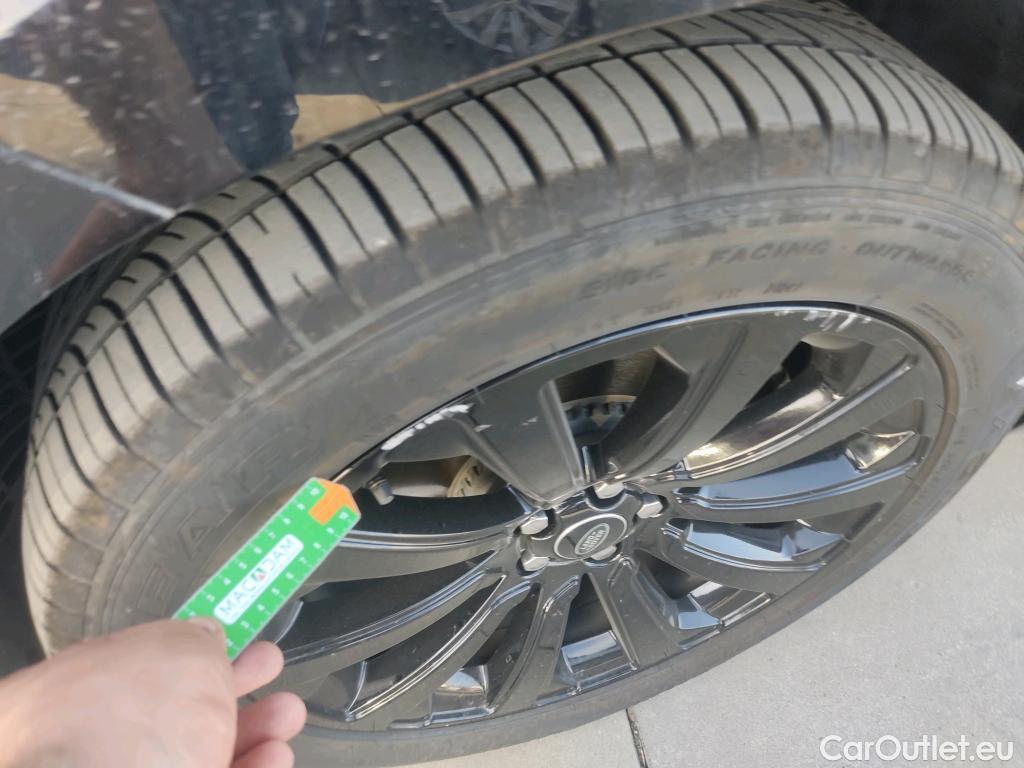  Land Rover  Range Rover LAND ROVER  Velar / 2017 / 5P / todoterreno 2.0D I4 150kW R-Dynamic S 4WD Auto #2