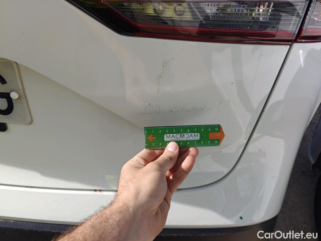  Nissan  Qashqai NISSAN  / 2021 / 5P / todoterreno DIG-T 103kW (140CV) mHEV 4x2 Acenta #5