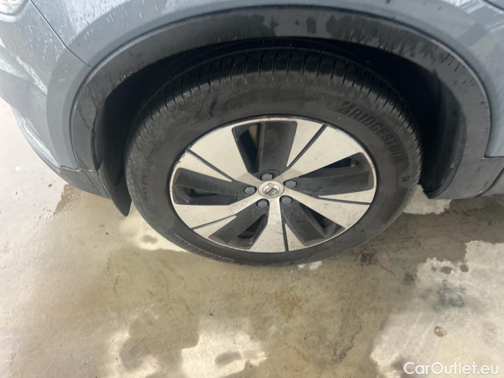  Volvo  XC 40 VOLVO XC40 / 2017 / 5P / todoterreno 1.5 T4 Twin Recharge Inscription Ex Auto #8