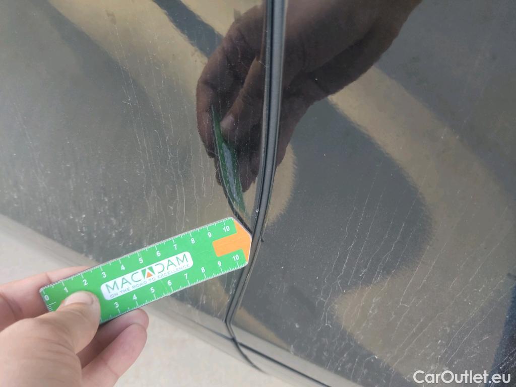  Land Rover  Range Rover LAND ROVER  Velar / 2017 / 5P / todoterreno 2.0D I4 150kW R-Dynamic S 4WD Auto #14