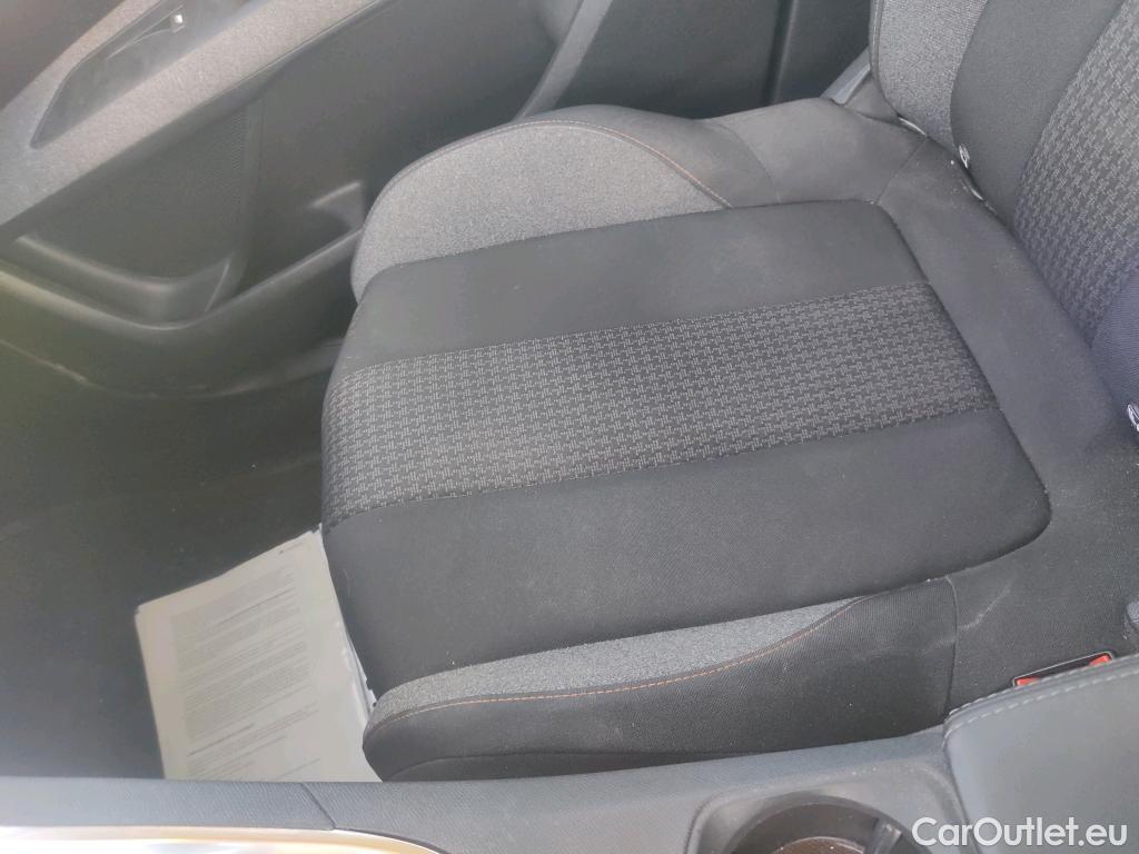  Peugeot  3008 PEUGEOT  / 2020 / 5P / todoterreno 1.5 BlueHDi 96kW (130CV) S&S Active Pack #2